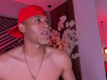 bento_fox on Chaturbate