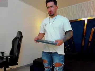 brad_summer on Chaturbate