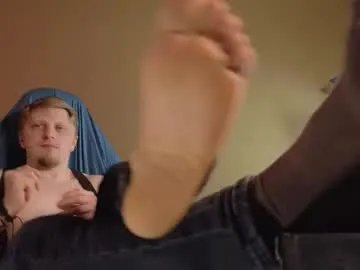 david_stain — GOAL: May I sniff your armpits pls? #bigcock #hairy #daddy #master #feet [44 tokens remaining]