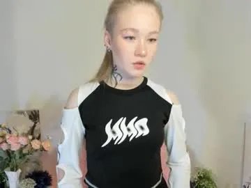 melodievejar on Chaturbate