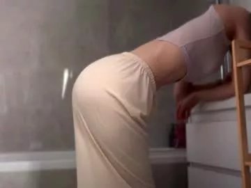 solar_bella on Chaturbate