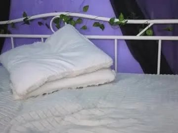 superbdolls on Chaturbate