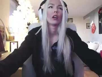 tinykylie on Chaturbate