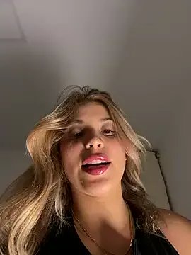 _Alicee_1 — spank in my tits