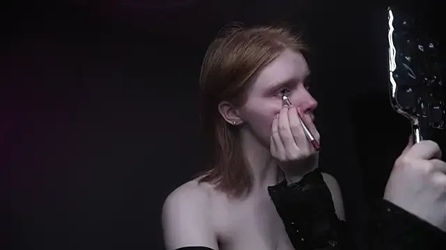 ginger_hugs on StripChat