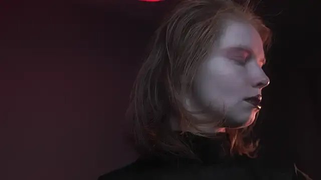 ginger_hugs on StripChat