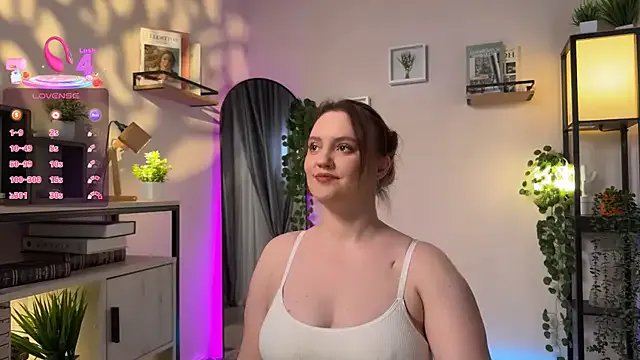 Lella_Ryann_ on StripChat