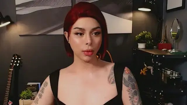 LetisiaRocks on StripChat