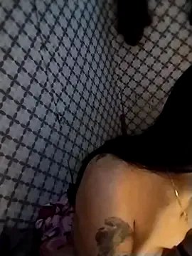 Yourbabyshane on StripChat